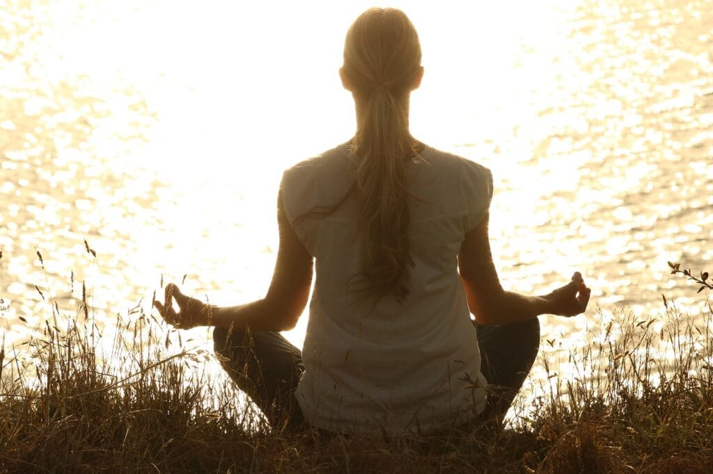 meditate, woman, yoga, zen, meditating, relax, nature, relaxing, wellness, yoga pose, meditation, peaceful, silhouette, sunset, tranquil, calm